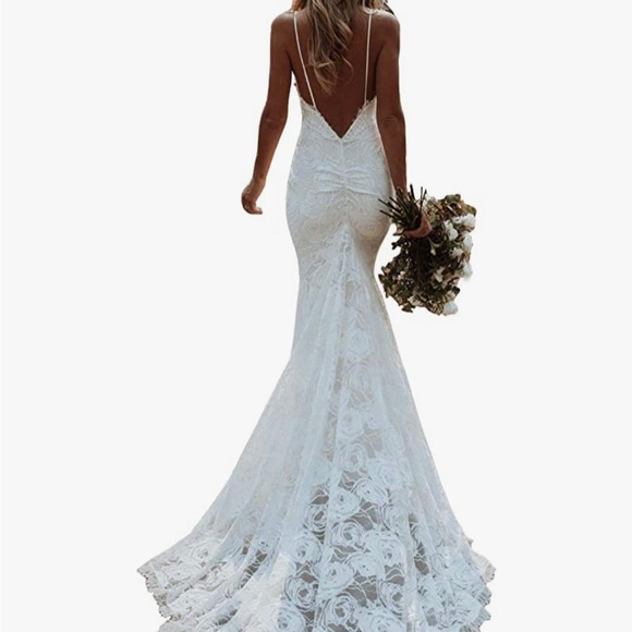 COPY - Women’s Lace Mermaid Wedding Dress for Bride - Picture 3 of 15